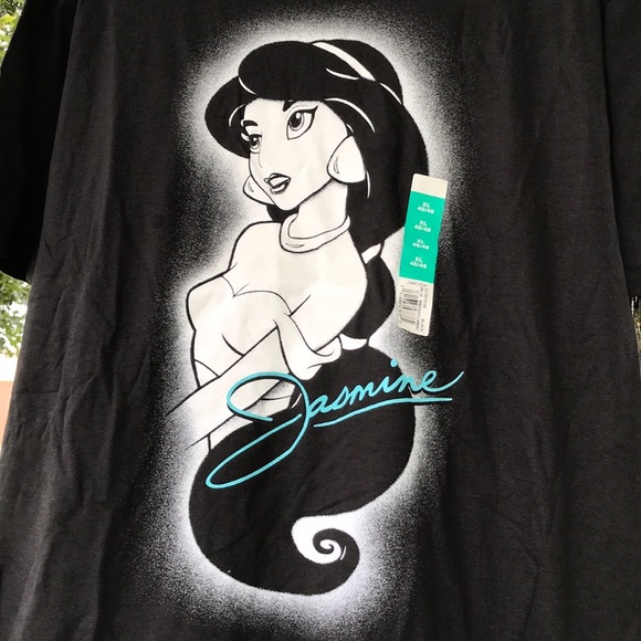 NWT Disney Jasmine Dreamy Black and White Tee XL - Picture 8 of 8